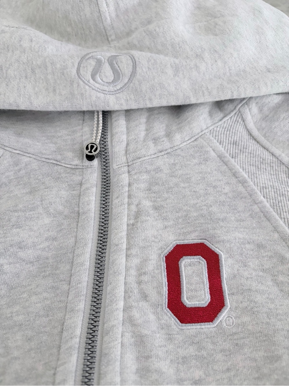 Lululemon Ohio State Scuba Half-Zip Hoodie in Gray - Size M/L - Picture 2 of 4